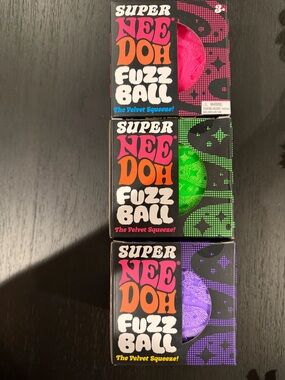 Needoh super fuzz ball set authentic